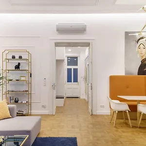 Broadway Apartment